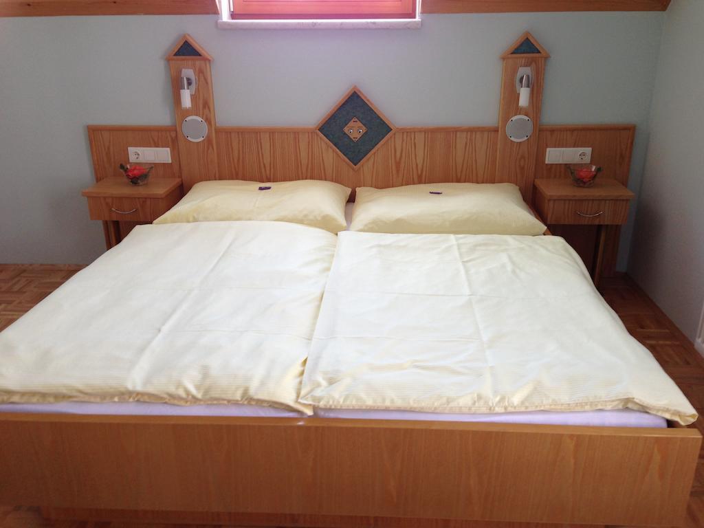 Haus Rose Apartment Wenigzell Room photo